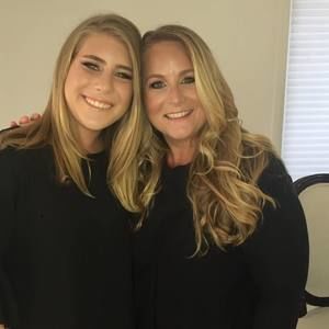 Meet your Posher, Ava